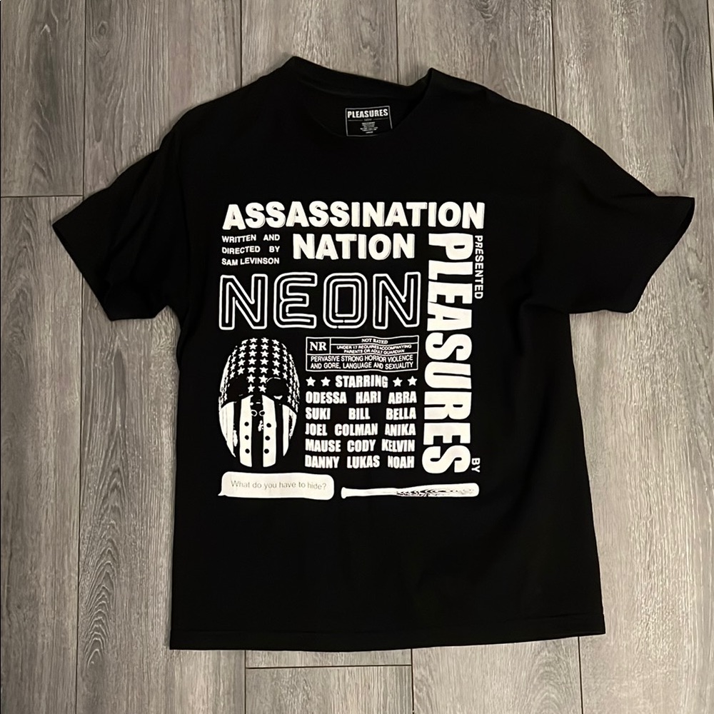 Pleasures shirt L